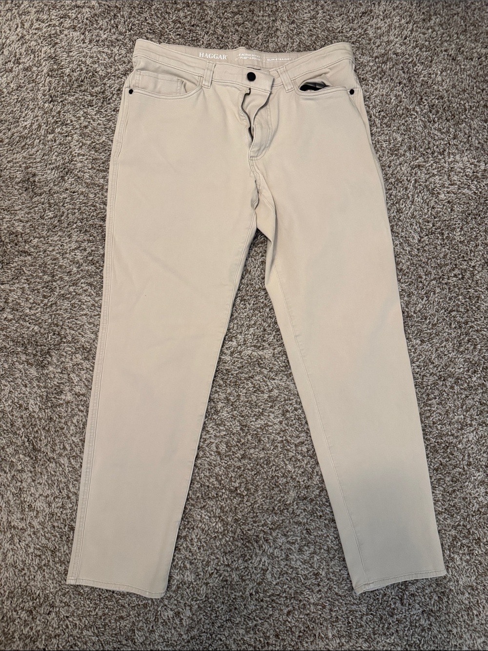 Haggar Men’s Slim Straight Jeans in Beige